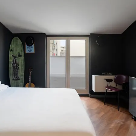 Interno Dieci Bari