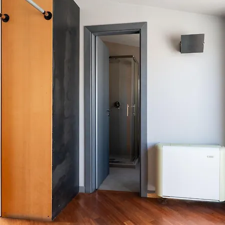 Interno Dieci Apartamento *